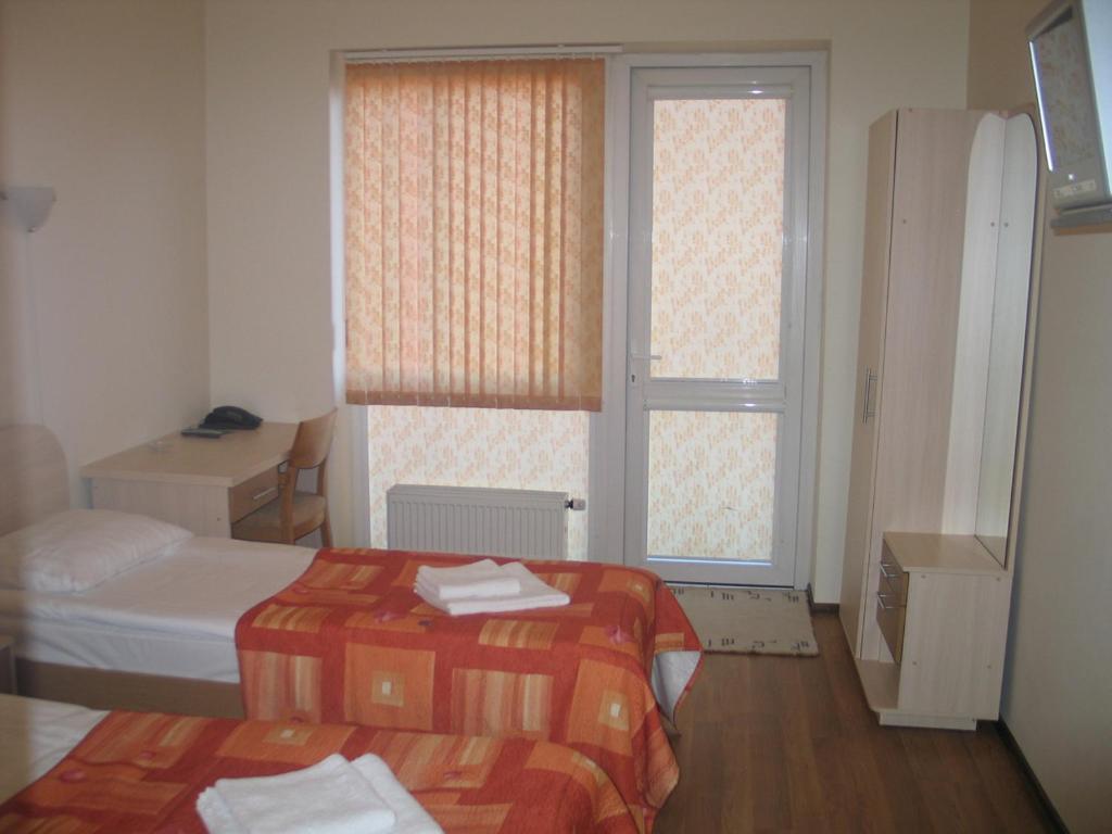 Hotel Luna Marijampolė Zimmer foto