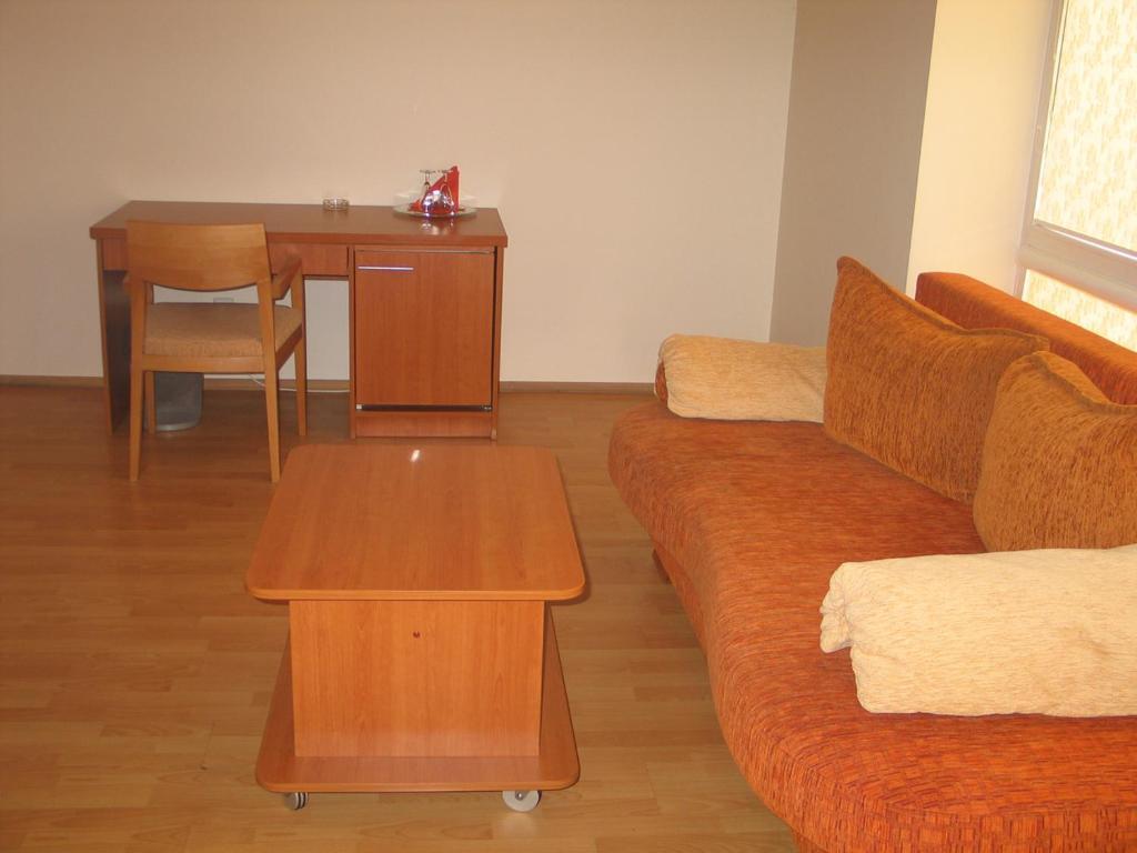 Hotel Luna Marijampolė Zimmer foto